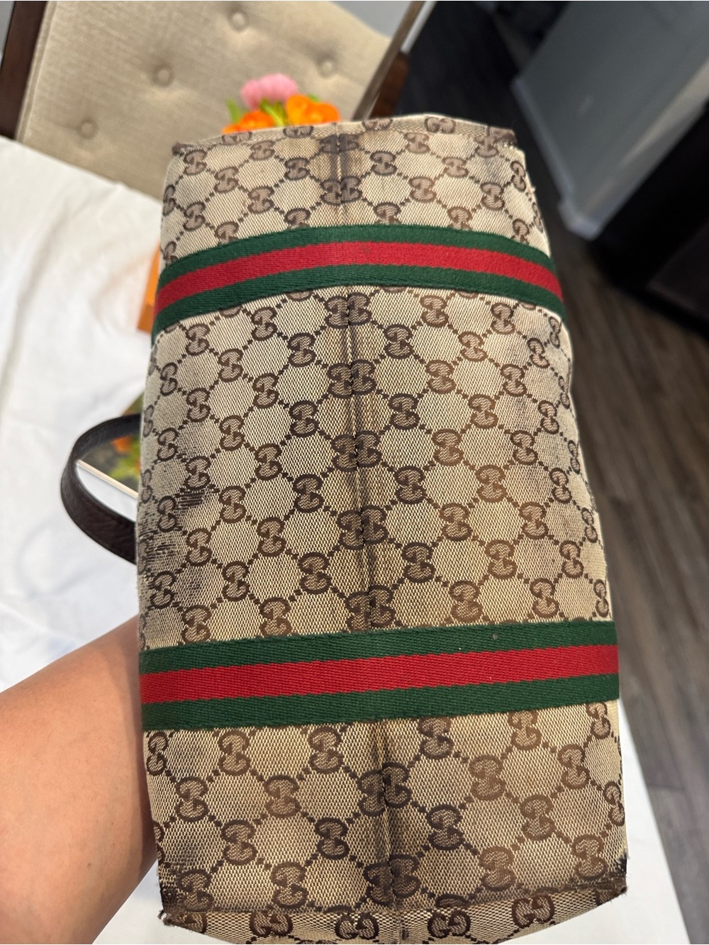 Authentic Gucci Beige Monogram Tote with Green and Red Stripes - Picture 5 of 10